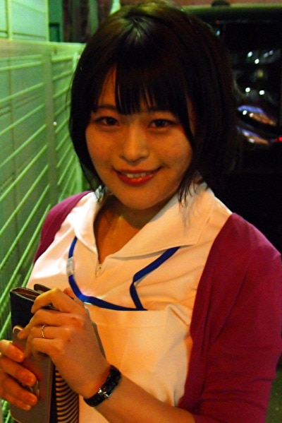 かおりさん 28歳 産婦人科勤務のHカップ人妻さん