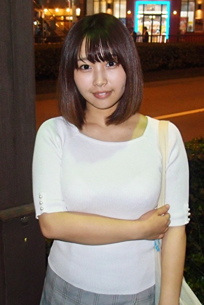 ゆりこさん 20歳 Hカップの女子大生 【ガチな素人】