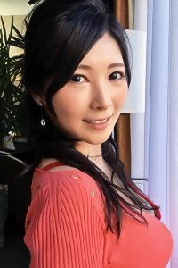 さなえさん 38歳 エステサロンを経営するGカップセレブ奥さま