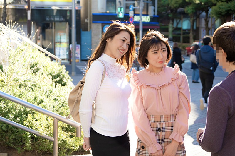 3P中出しされた母娘！野獣の様なあえぎ声を上げ交互にハメ倒され中出しされた親子 今日子さん＆えなちゃん