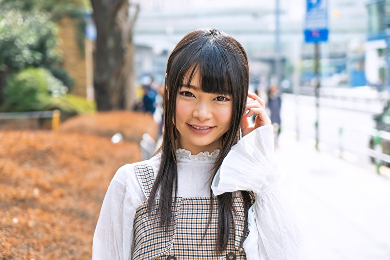 路上でGETしたりほちゃん22歳アパレル店員 「チ●ポ見るだけでお小遣いあげる」とナンパしてホテルで素股までお願い！そのまま黙って生挿入！！