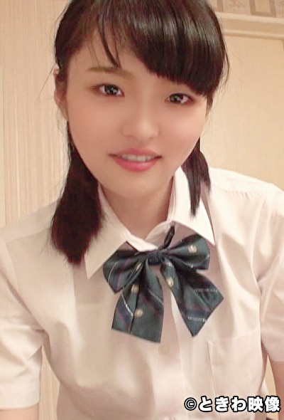 ちっぱいスレンダーなスポーツ娘は急な物入りなのでホテルに付いて来てSEXで日銭を稼ぐ！