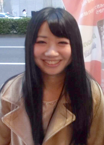 はるなさん （22） 大学生 001