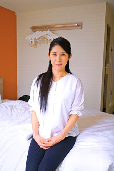 マッサージ師の美熟女 西田43歳。