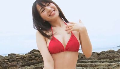 牧野澪菜　エロカワビキニが眩しいピュアで素朴な女の子！